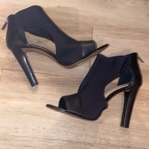 Vince Camuto Orley Heels size 8